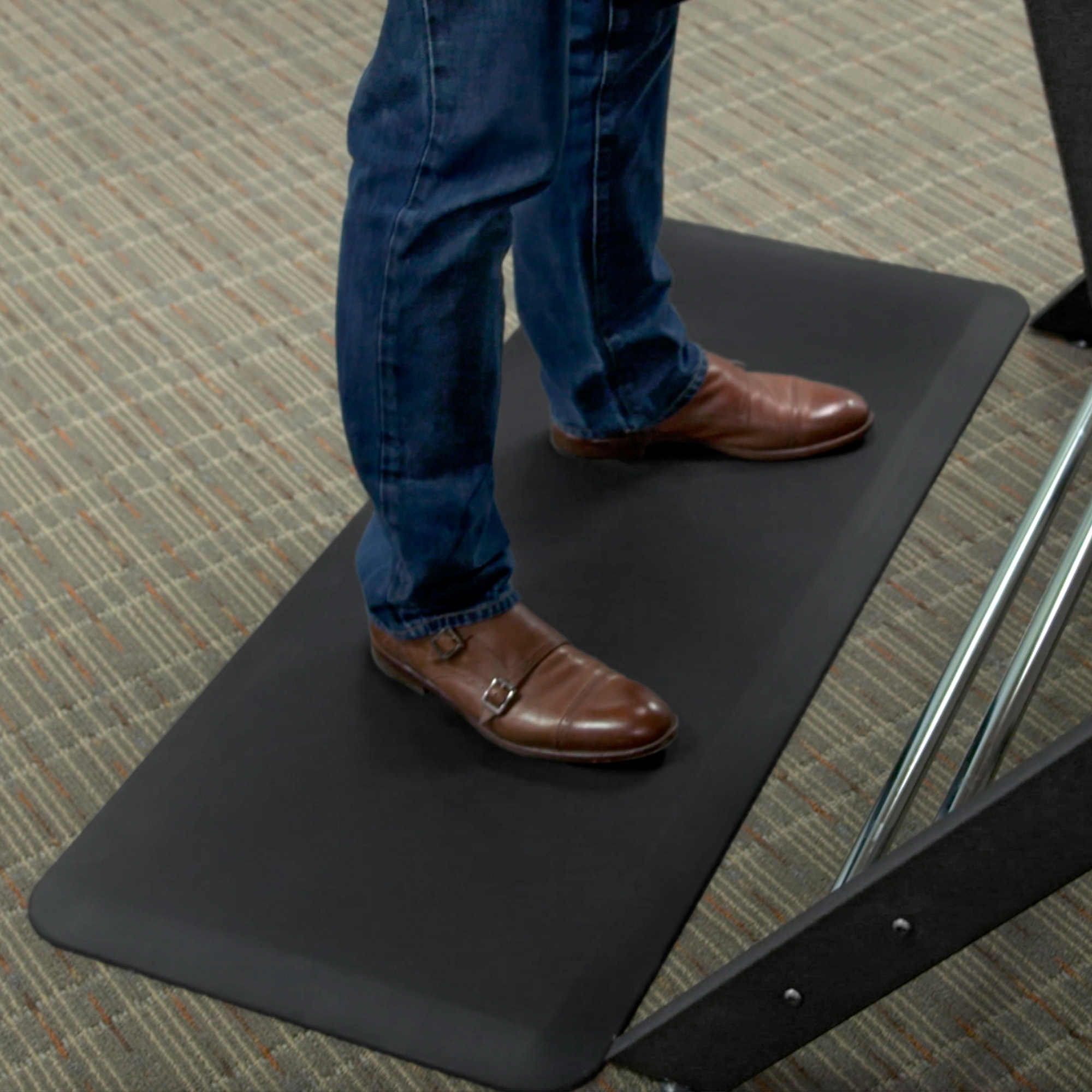 Eco-Pro GelPro NewLife Anti-Fatigue Safety Mat, Black, Matt Texture, 20in.L x 72in.W x 3/4in.H, Model# 104-01-2072-1